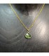 Collier en acier inoxydable doré et son pendentif goutte en cristal de verre Vert