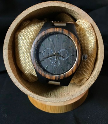 Montre en bois d'ébène et zebra, bracelet en cuir